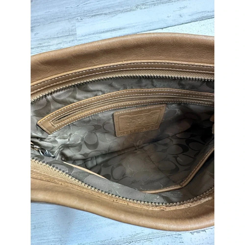 Vintage Coach Leather Shoulder Duffle Bag Camel Brown All Leather Purse B3S 9186